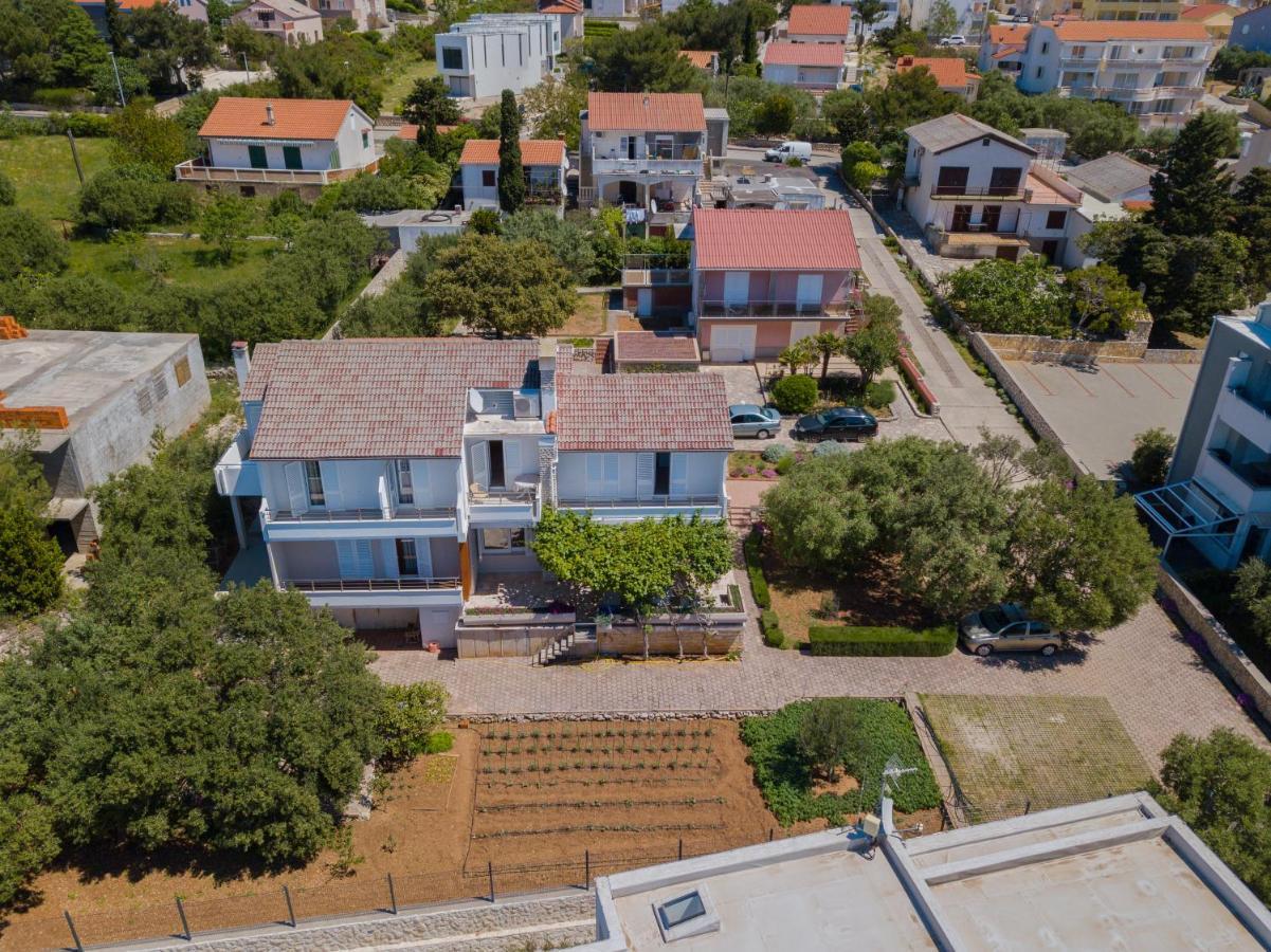 Tonica Apartments Novalja Exterior photo
