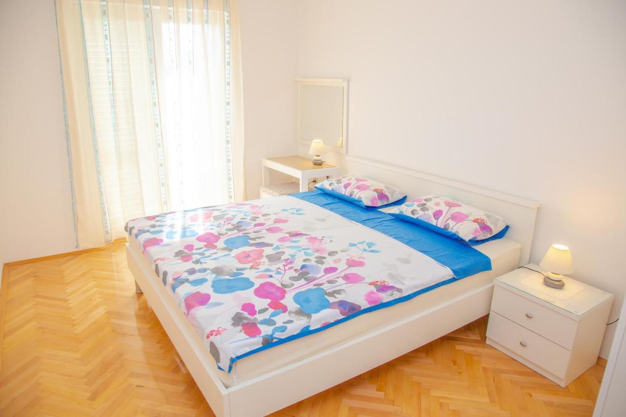 Tonica Apartments Novalja Exterior photo