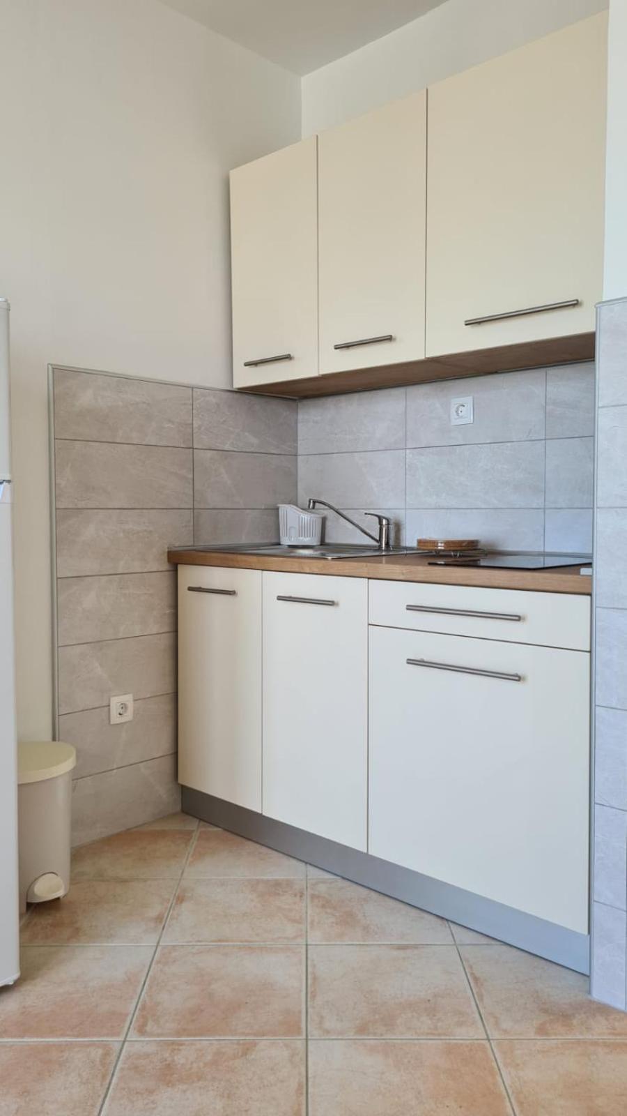 Tonica Apartments Novalja Exterior photo